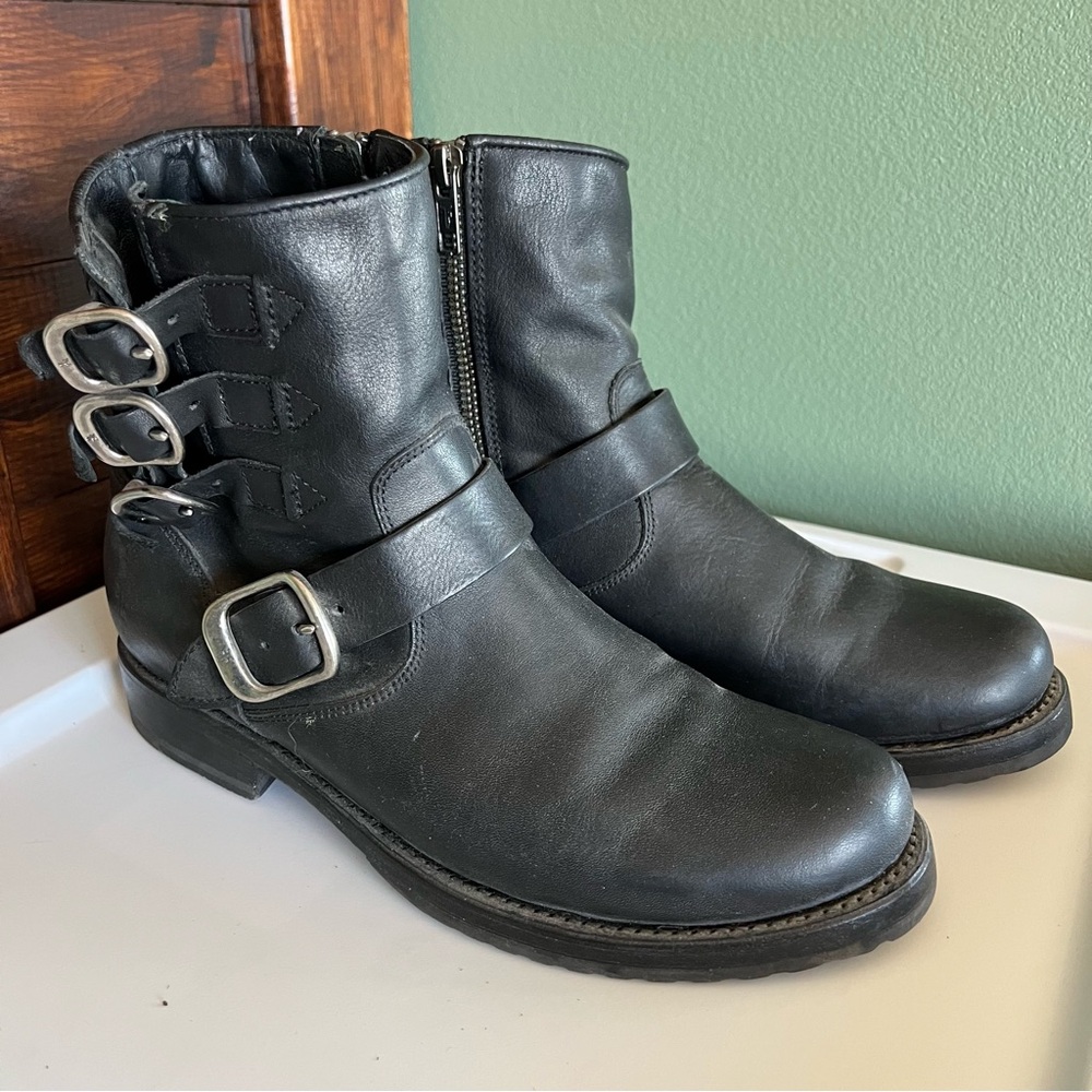 Frye Black Leather Veronica Belted Booties
